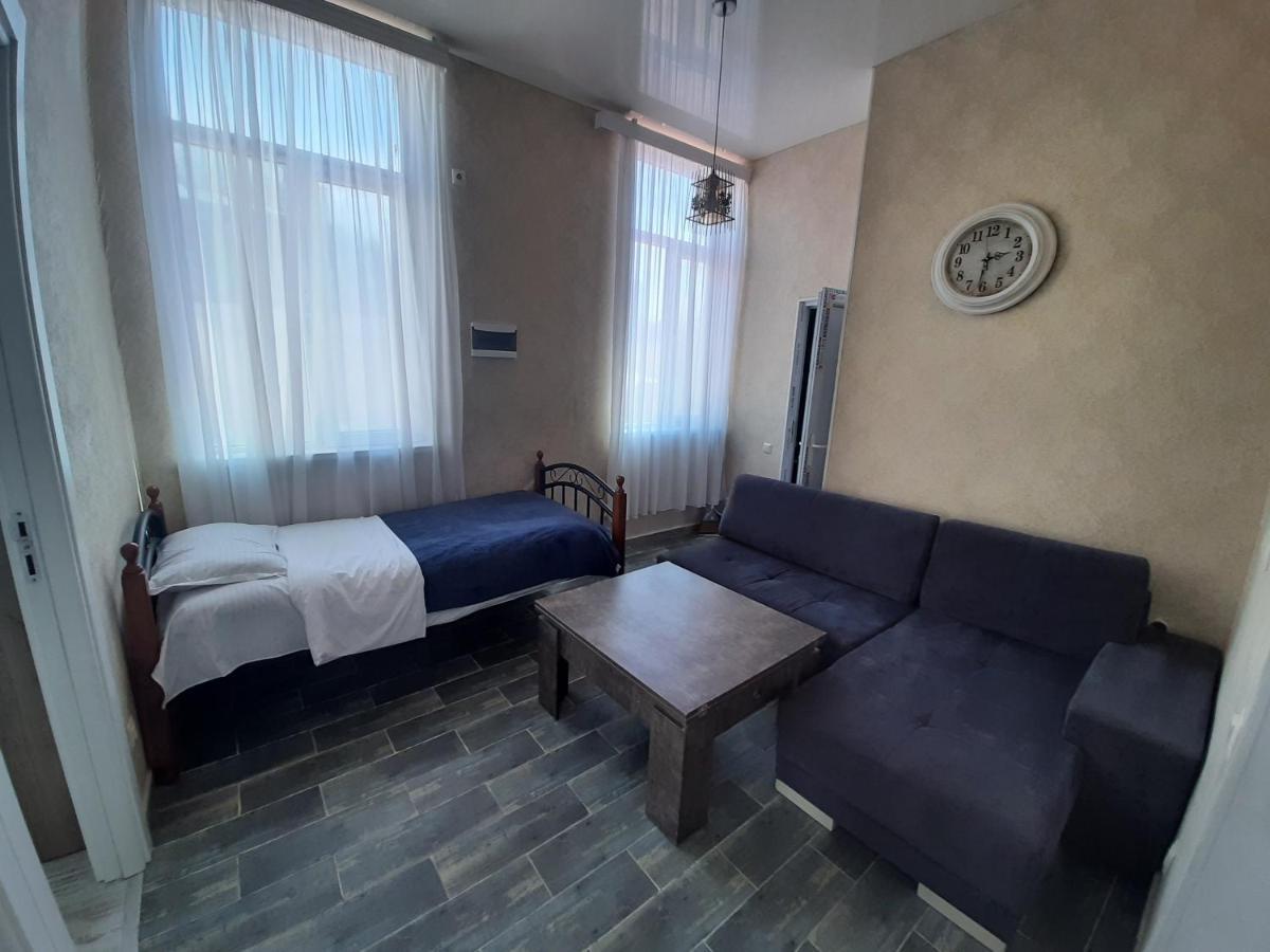 Центр Города Батуми Apartment Rustaveli 13 Exterior photo